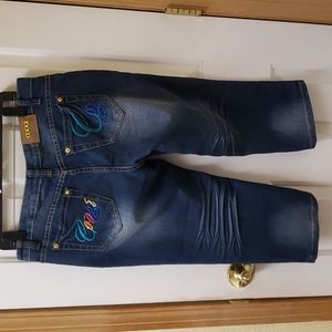 Coogi Jean Capri Crop jeans